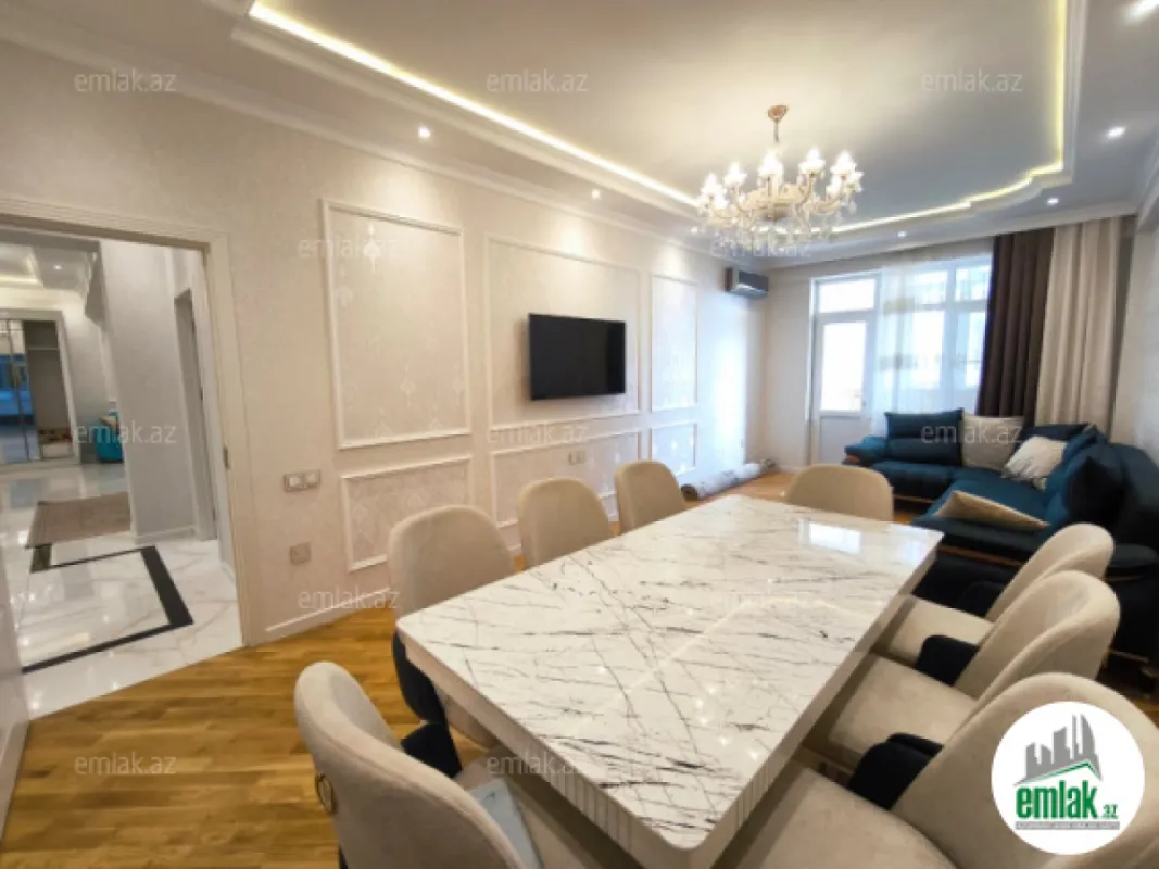 Satılır 4 otaqlı yeni tikili 140 m²