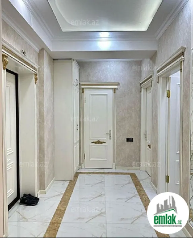 Satılır 2 otaqlı yeni tikili 101 m²