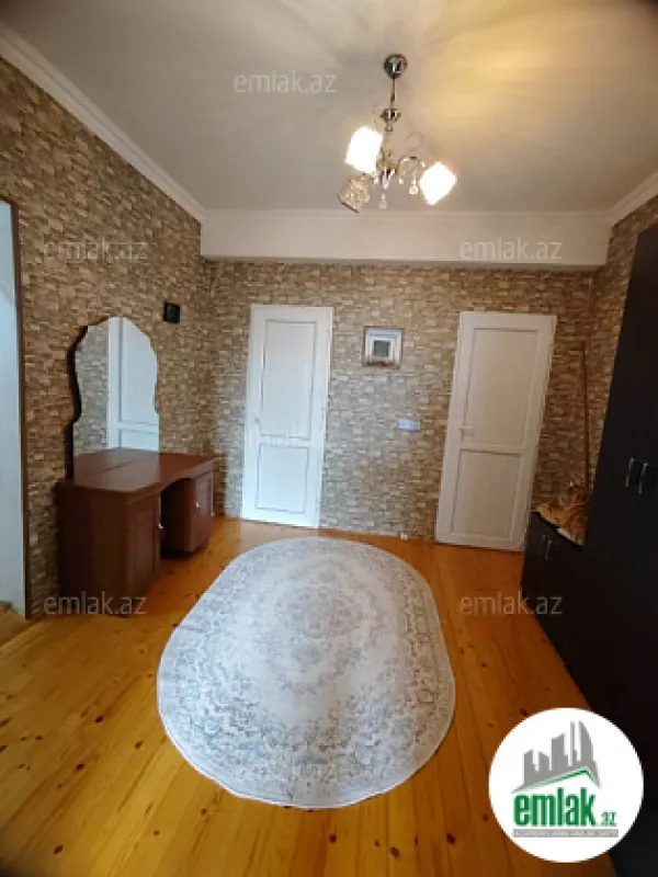 Satılır 4 otaqlı həyət evi 110 m²