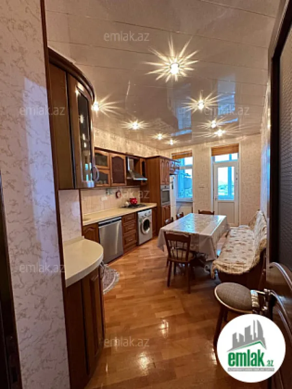 Satılır 2 otaqlı yeni tikili 96 m²