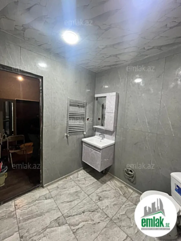 Satılır 4 otaqlı yeni tikili 95 m²
