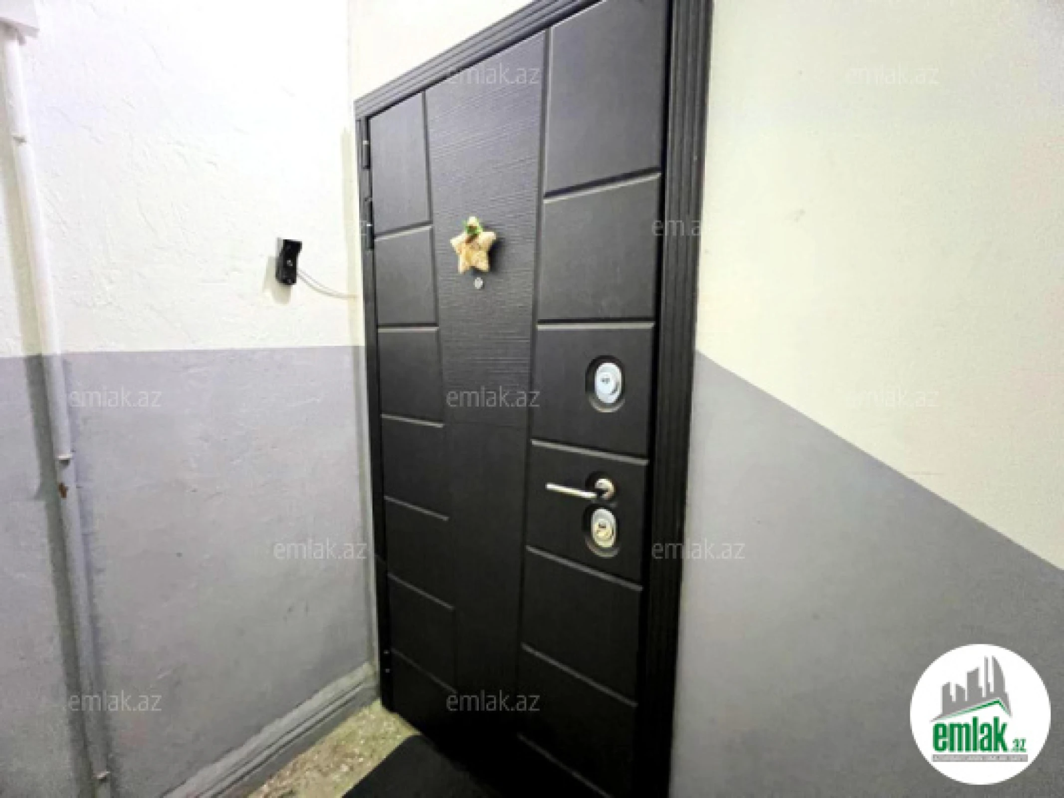 Satılır 3 otaqlı köhnə tikili 90 m²