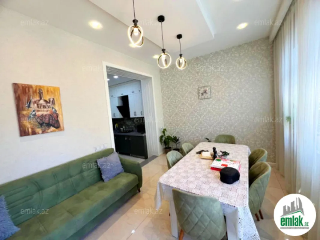 Satılır 3 otaqlı köhnə tikili 90 m²