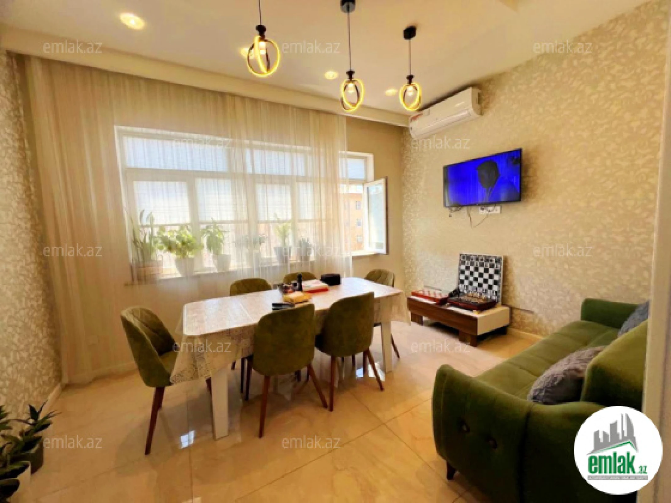Satılır 3 otaqlı köhnə tikili 90 m²