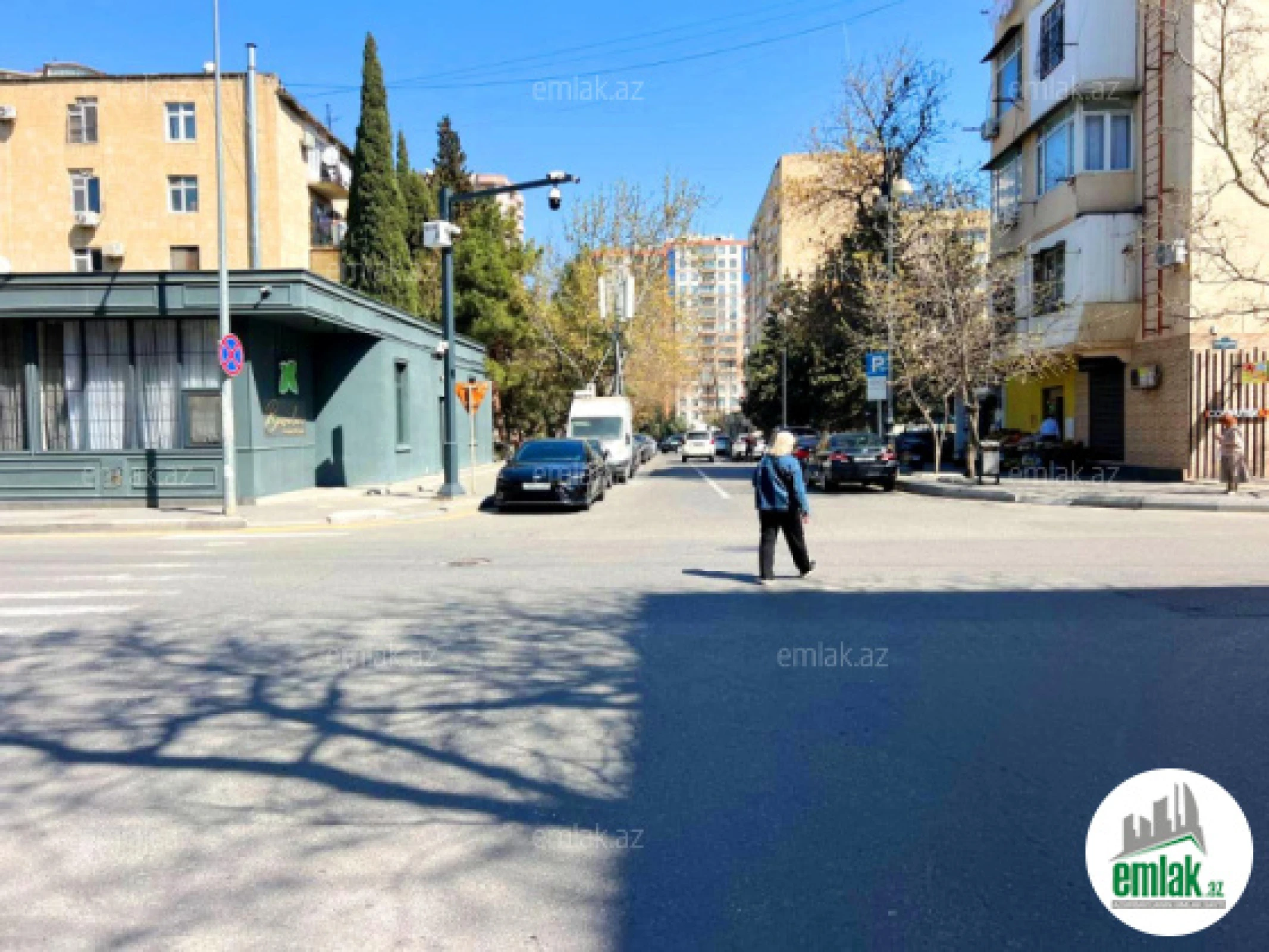 Satılır 3 otaqlı köhnə tikili 90 m²