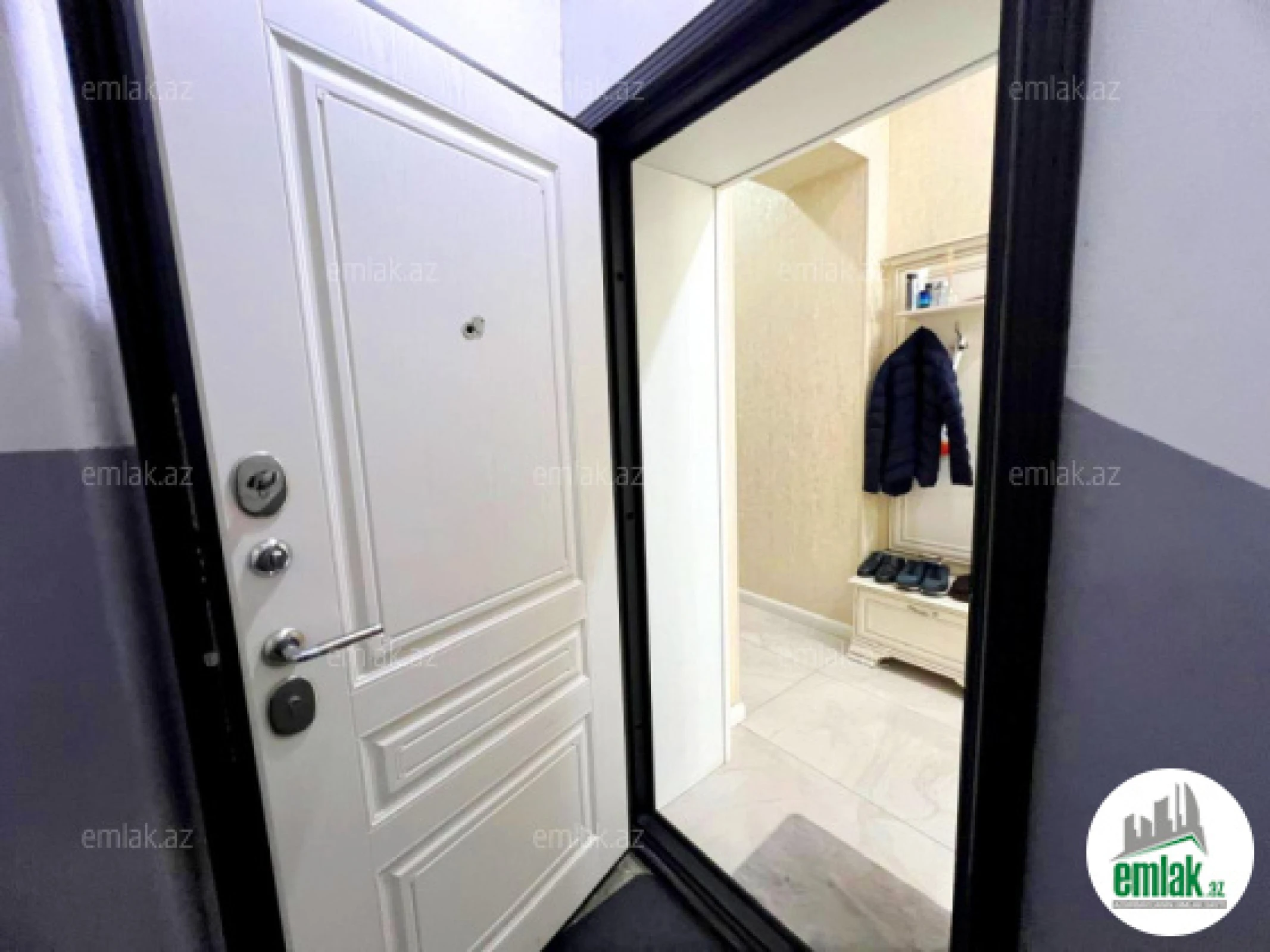 Satılır 3 otaqlı köhnə tikili 90 m²