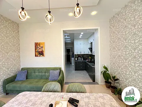 Satılır 3 otaqlı köhnə tikili 90 m²