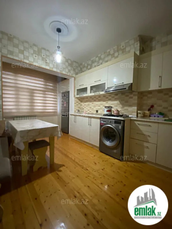 Satılır 2 otaqlı köhnə tikili 60 m²