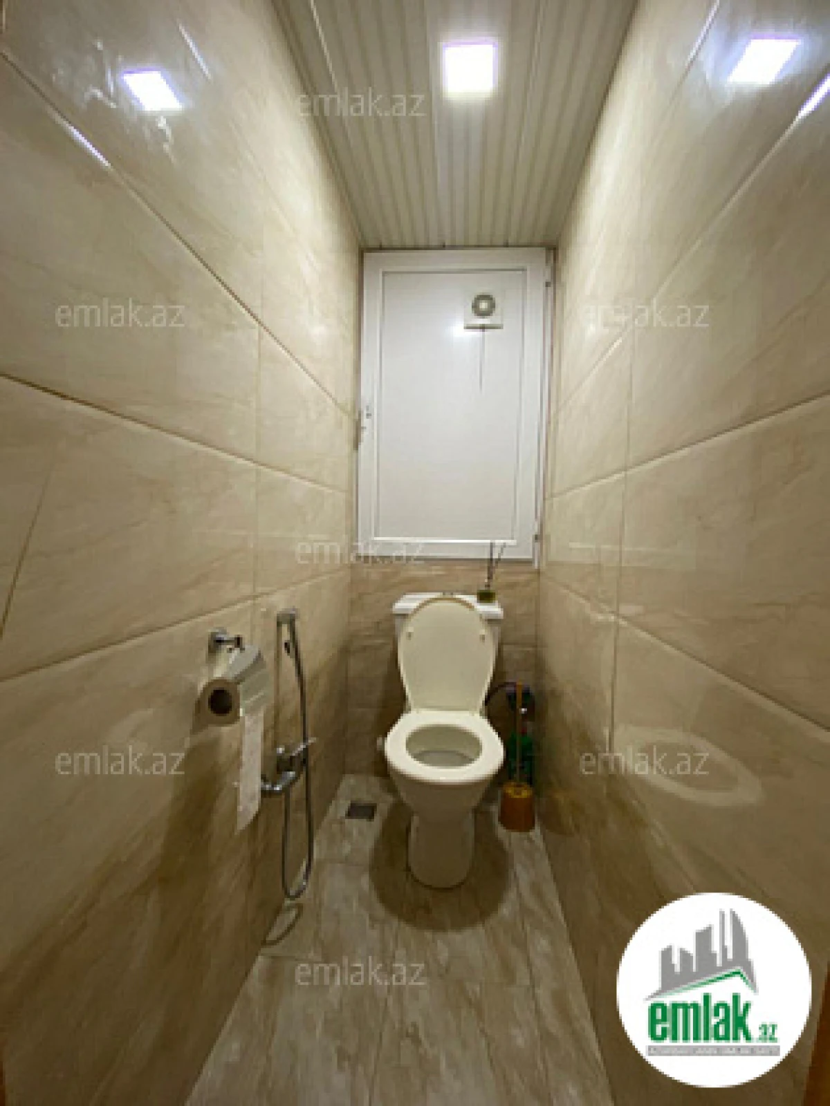 Satılır 2 otaqlı köhnə tikili 60 m²