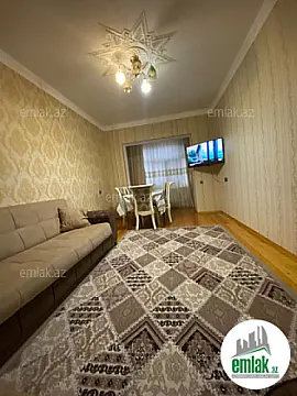Satılır 2 otaqlı köhnə tikili 60 m²