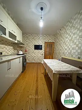 Satılır 2 otaqlı köhnə tikili 60 m²
