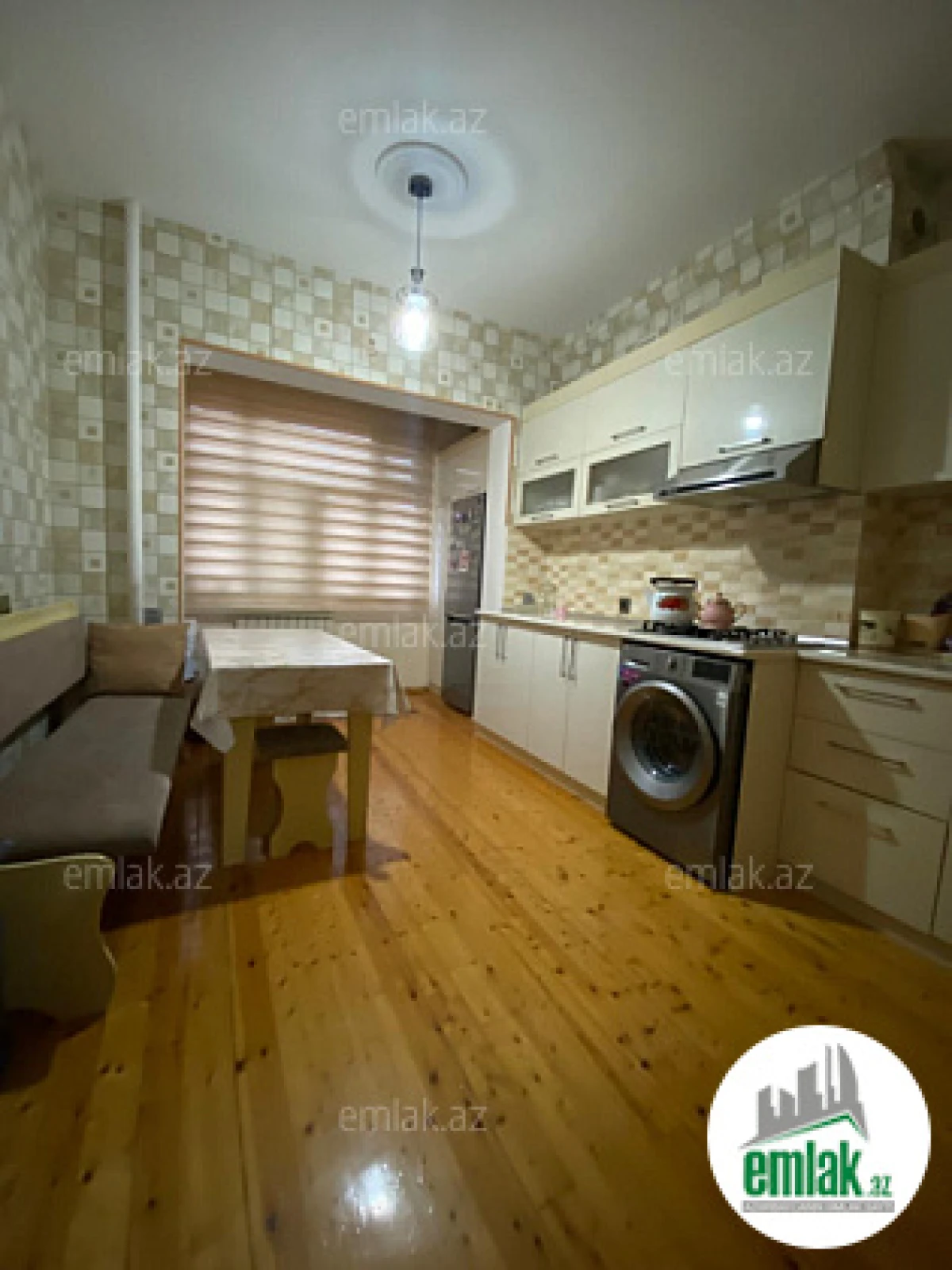 Satılır 2 otaqlı köhnə tikili 60 m²