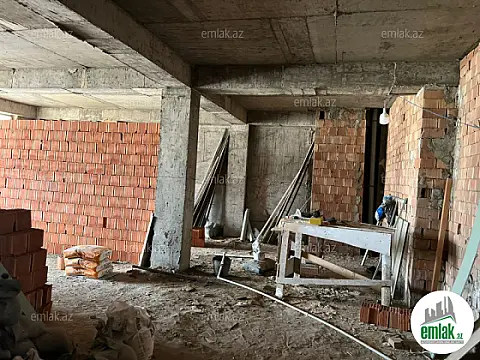 Satılır 4 otaqlı yeni tikili 250 m²