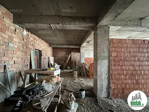 Satılır 4 otaqlı yeni tikili 250 m²