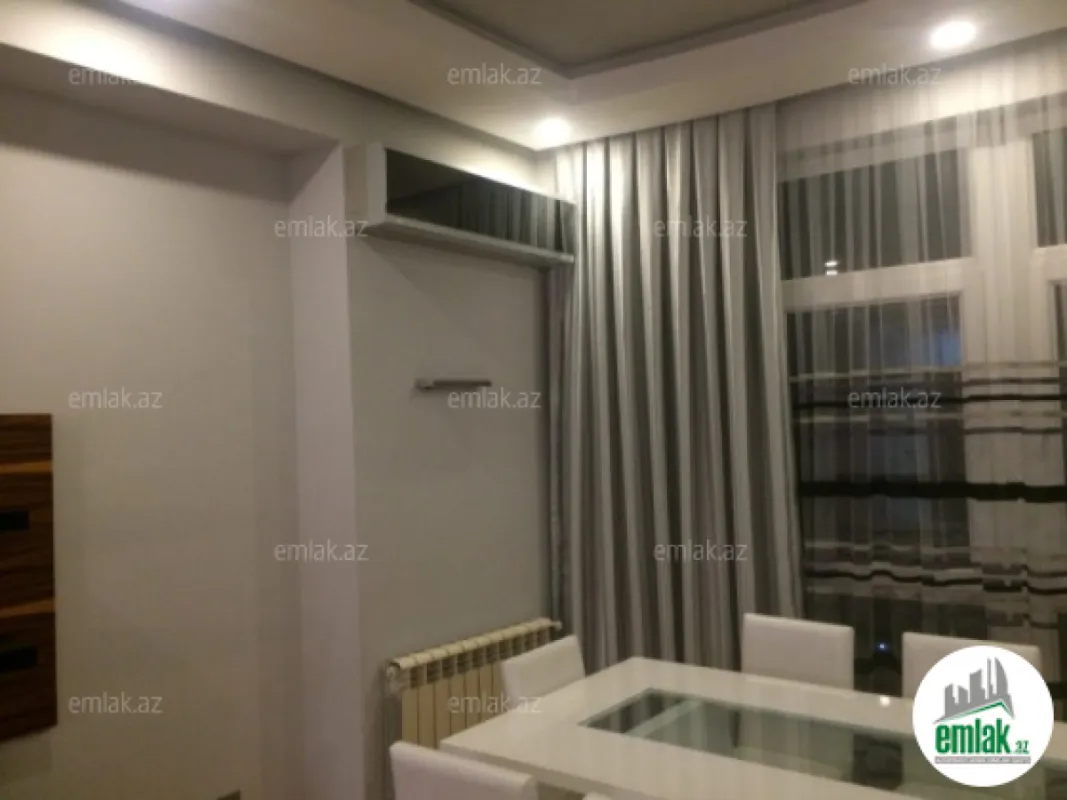 Satılır 2 otaqlı yeni tikili 72 m²