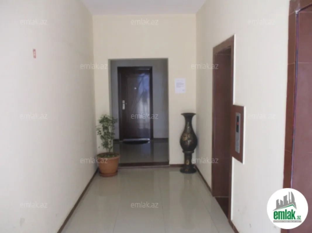 Satılır 2 otaqlı yeni tikili 72 m²