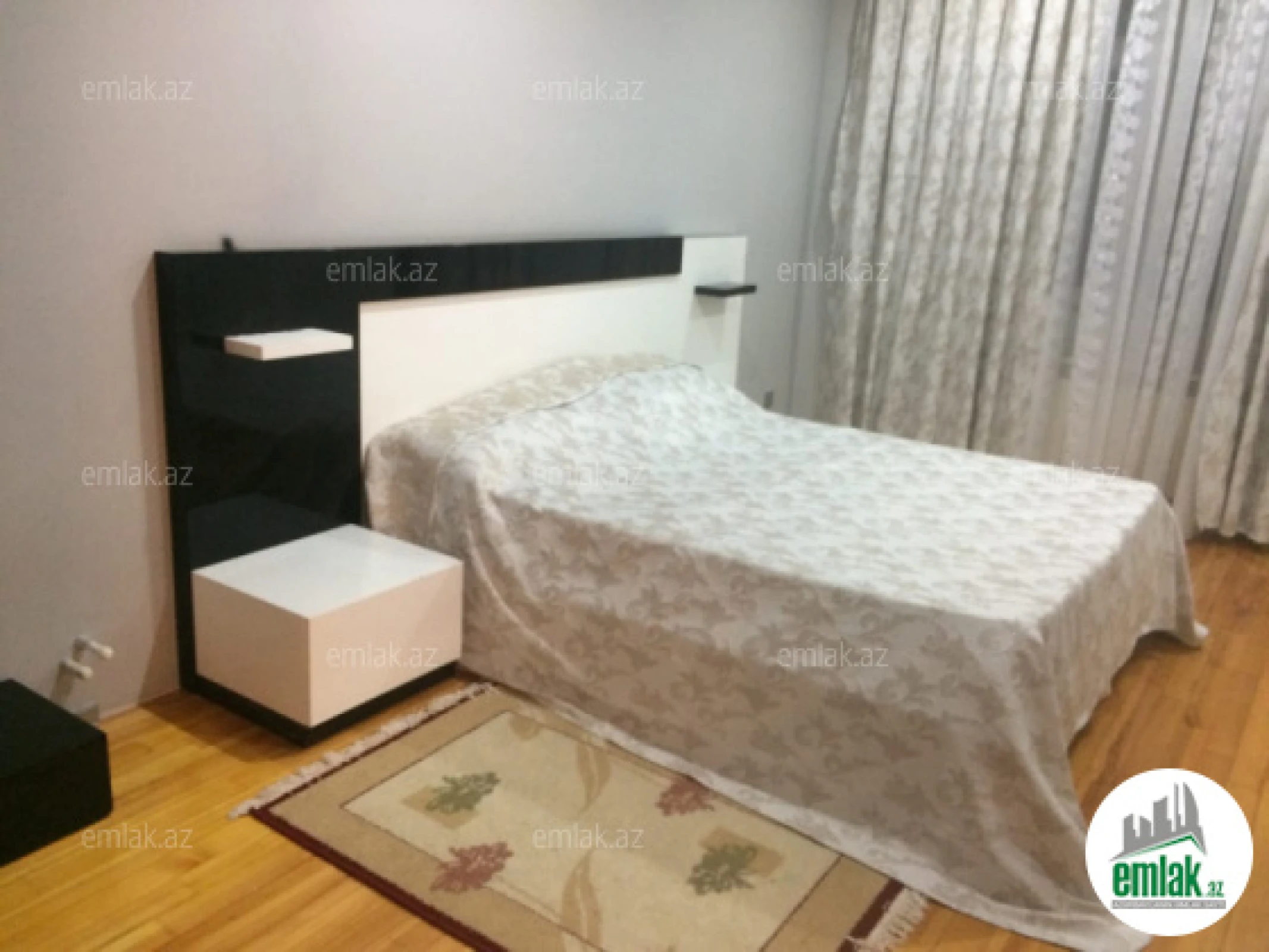 Satılır 2 otaqlı yeni tikili 72 m²