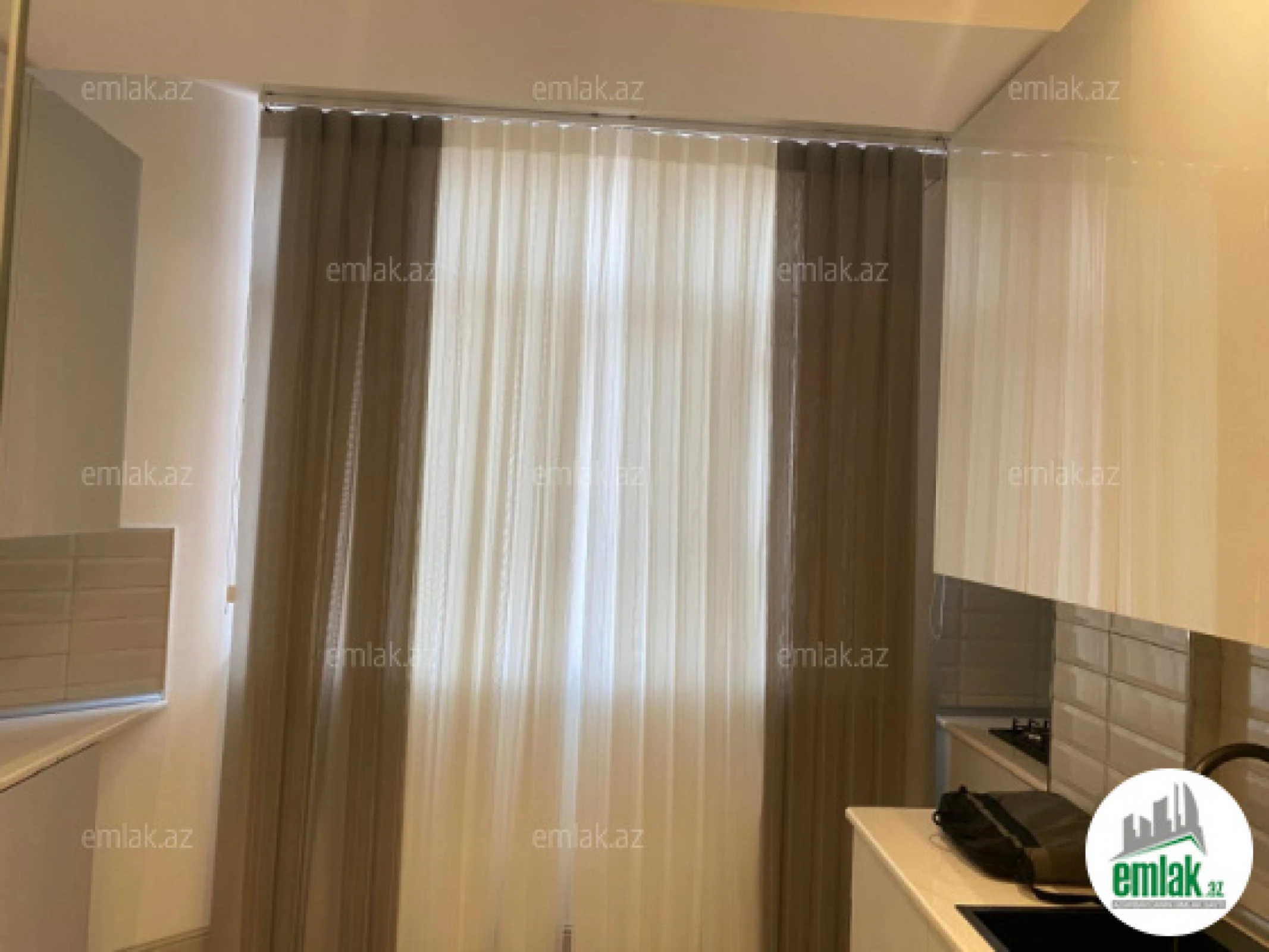 Satılır 3 otaqlı yeni tikili 110 m²