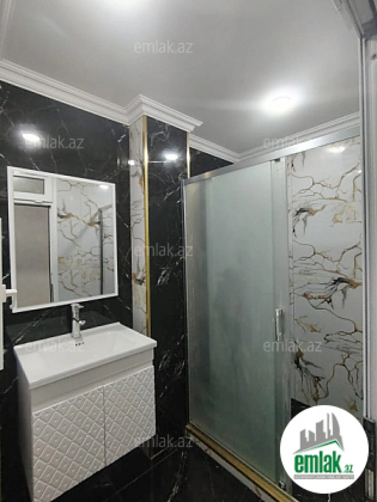 Satılır 2 otaqlı yeni tikili 68 m²