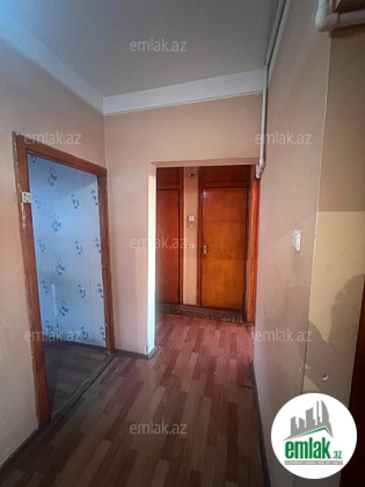 Satılır 5 otaqlı köhnə tikili 103 m²
