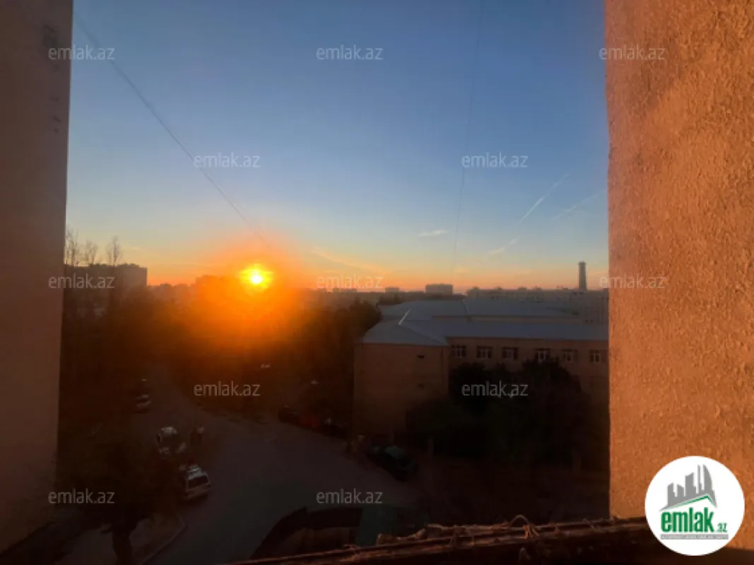 Satılır 5 otaqlı köhnə tikili 103 m²