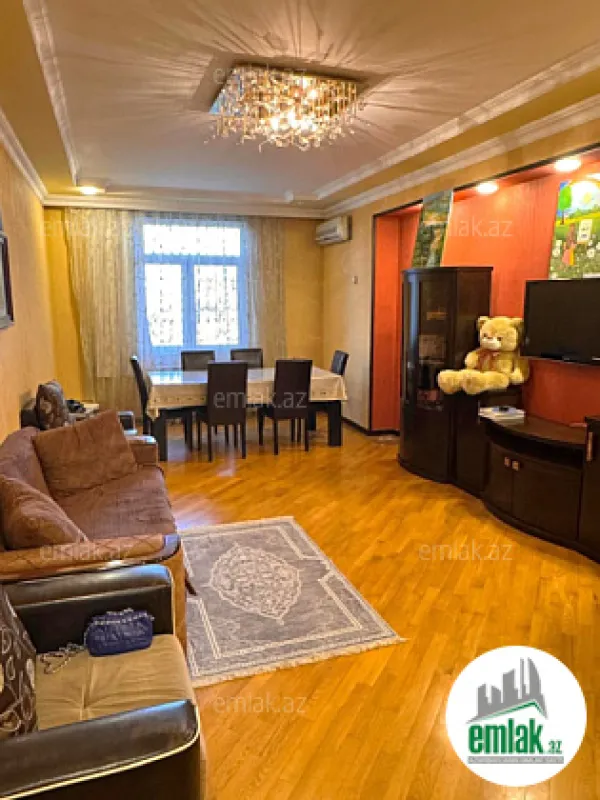 Satılır 3 otaqlı yeni tikili 110 m²