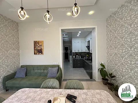 Satılır 3 otaqlı köhnə tikili 90 m²
