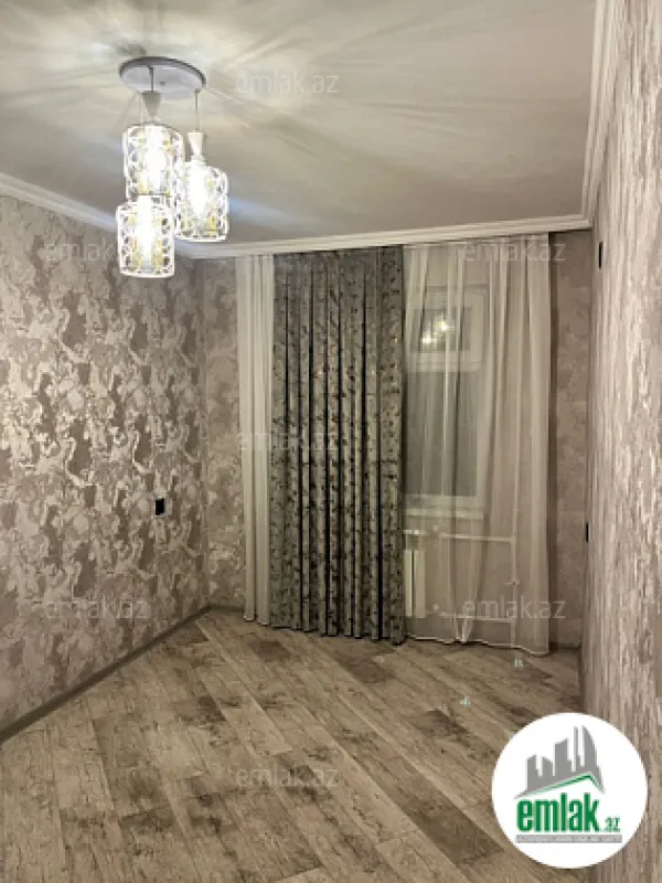 Satılır 2 otaqlı köhnə tikili 55 m²