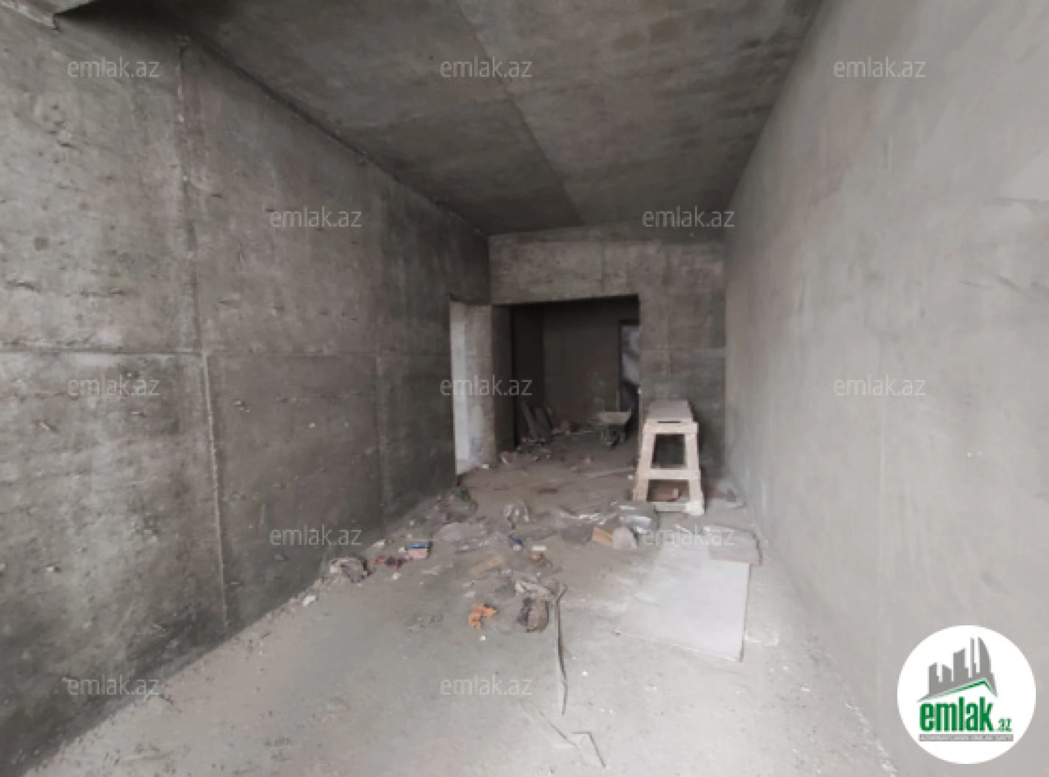 Satılır 3 otaqlı yeni tikili 105 m²