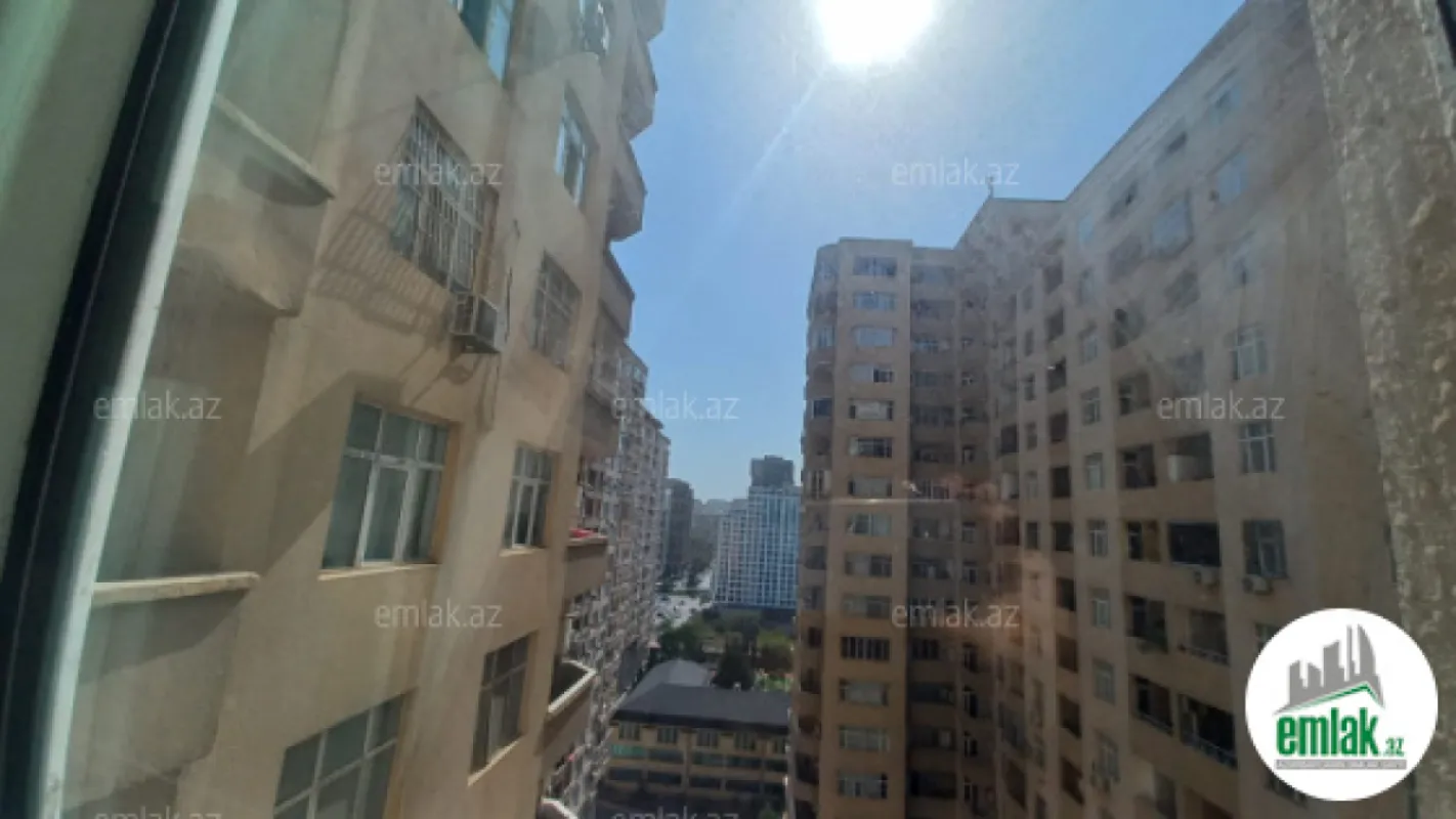 Satılır 3 otaqlı yeni tikili 152 m²