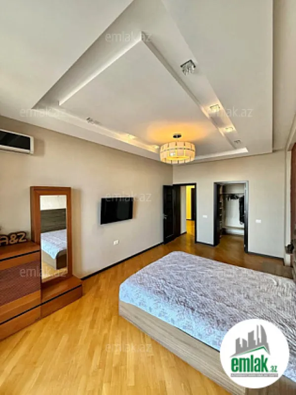 Satılır 3 otaqlı yeni tikili 158 m²