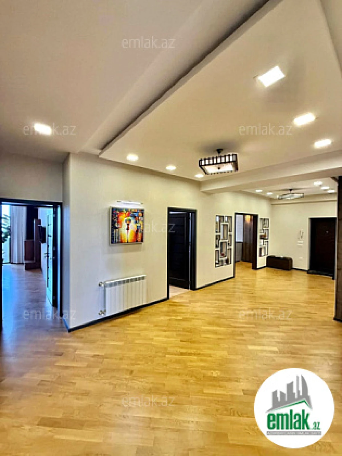 Satılır 3 otaqlı yeni tikili 158 m²