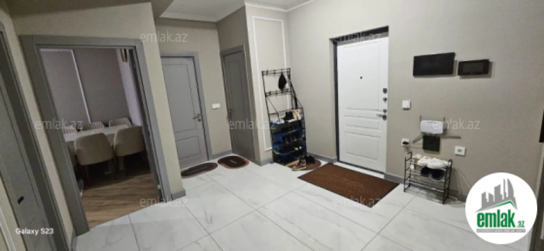 Satılır 2 otaqlı yeni tikili 85.6 m²