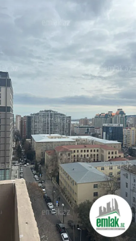 Satılır 4 otaqlı yeni tikili 138 m²