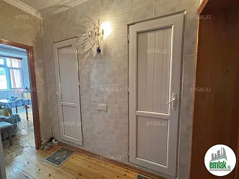 Satılır 3 otaqlı köhnə tikili 75 m²