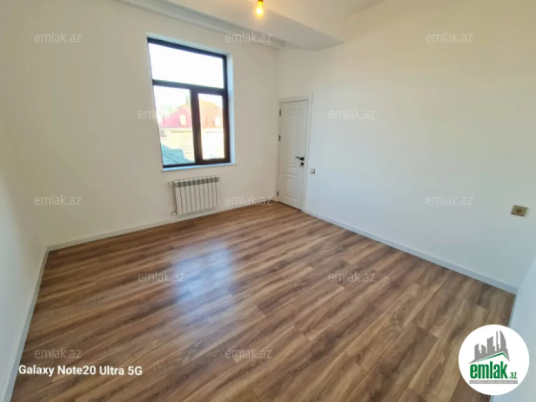 Satılır 3 otaqlı yeni tikili 130 m²