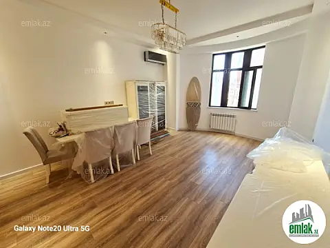 Satılır 3 otaqlı yeni tikili 130 m²