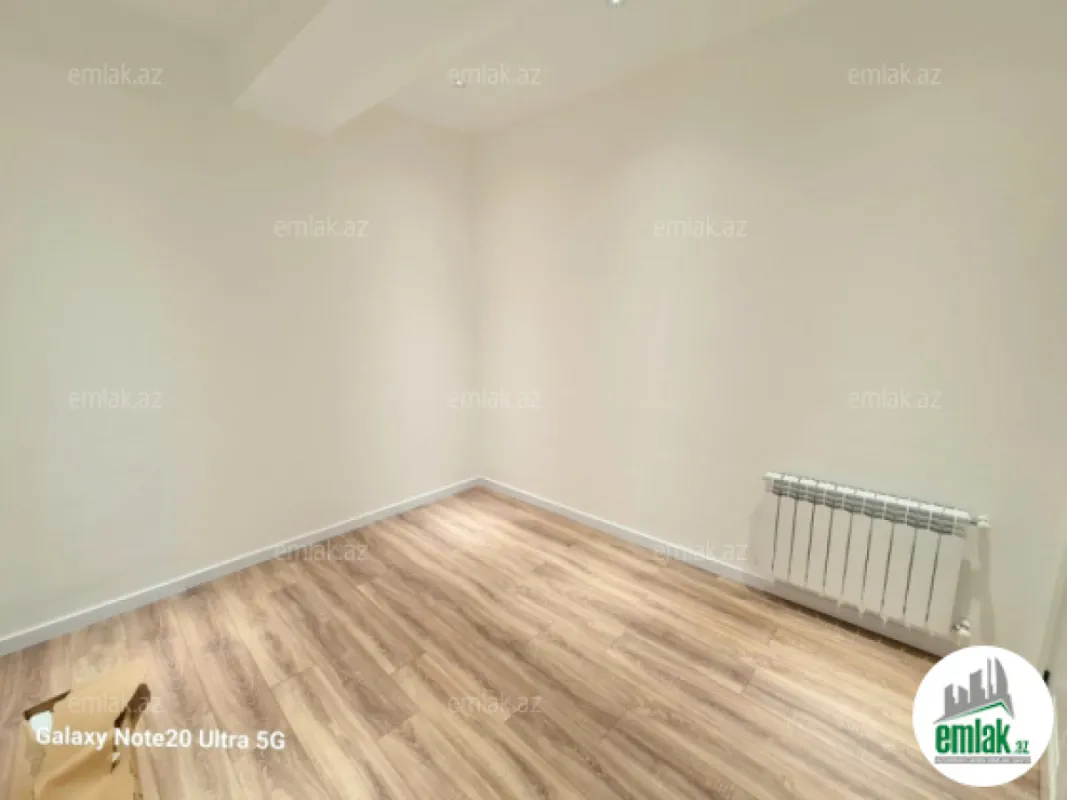Satılır 3 otaqlı yeni tikili 130 m²