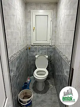 Satılır 2 otaqlı köhnə tikili 40 m²