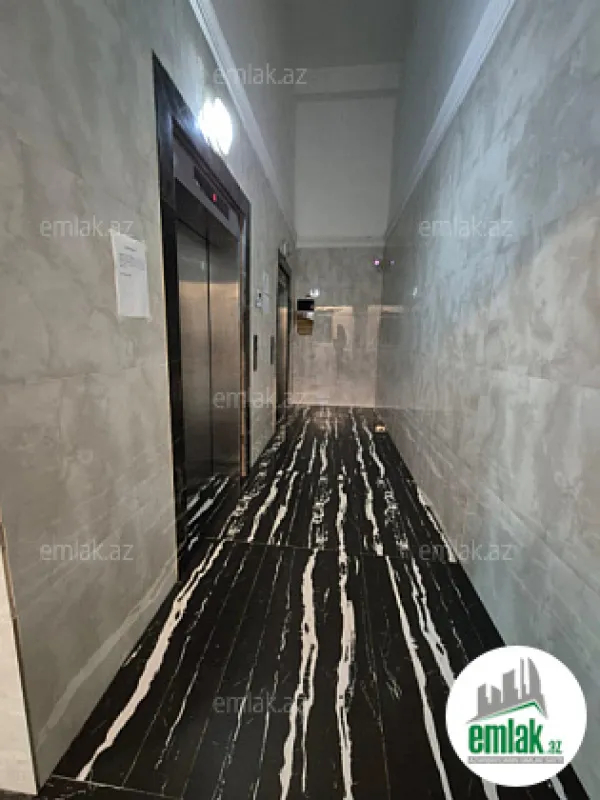 Satılır 3 otaqlı yeni tikili 85 m²