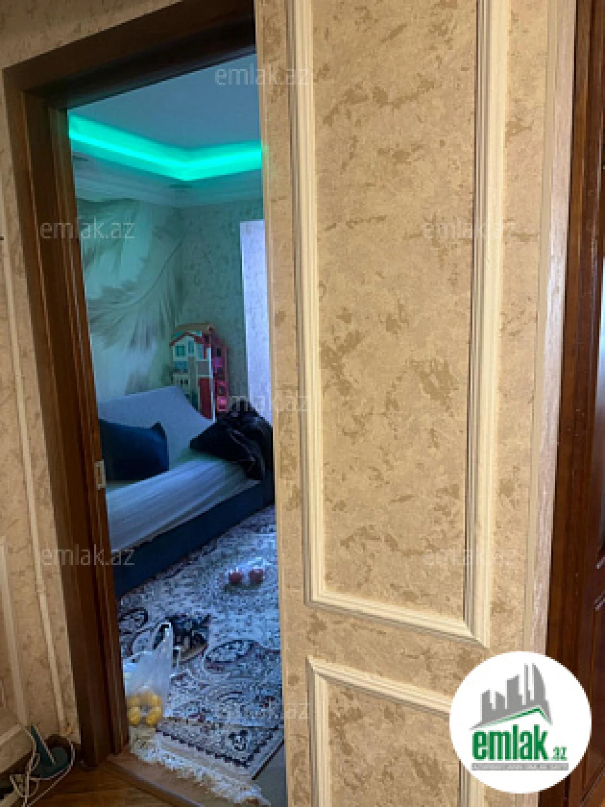 Satılır 3 otaqlı köhnə tikili 50 m²