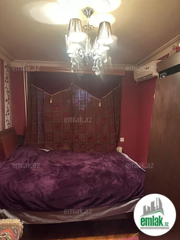 Satılır 3 otaqlı köhnə tikili 50 m²