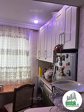 Satılır 3 otaqlı köhnə tikili 50 m²