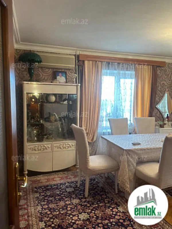 Satılır 3 otaqlı köhnə tikili 50 m²