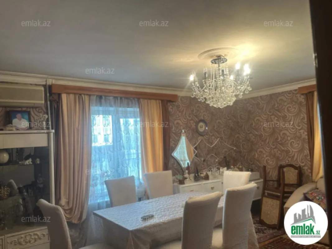 Satılır 3 otaqlı köhnə tikili 50 m²