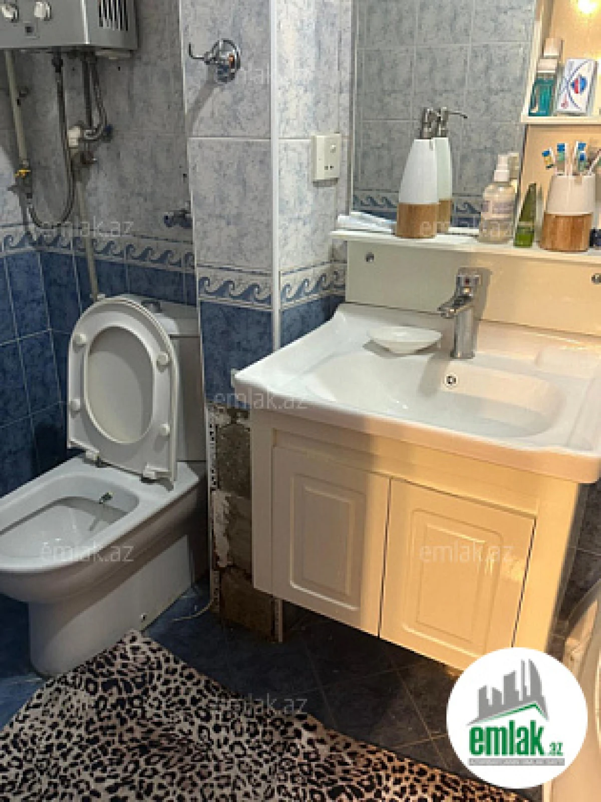 Satılır 3 otaqlı köhnə tikili 50 m²