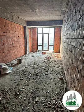 Satılır 3 otaqlı yeni tikili 100 m²