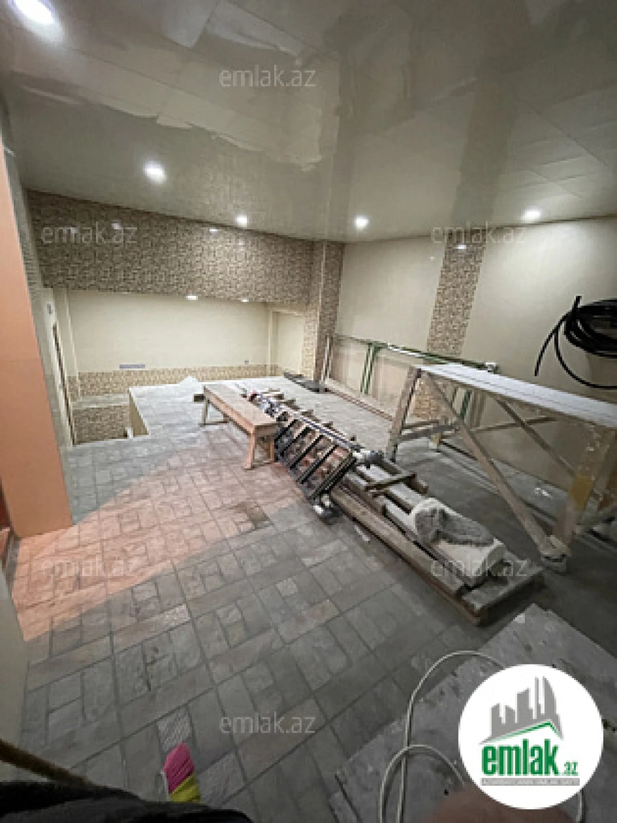 Satılır 7 otaqlı həyət evi 600 m²
