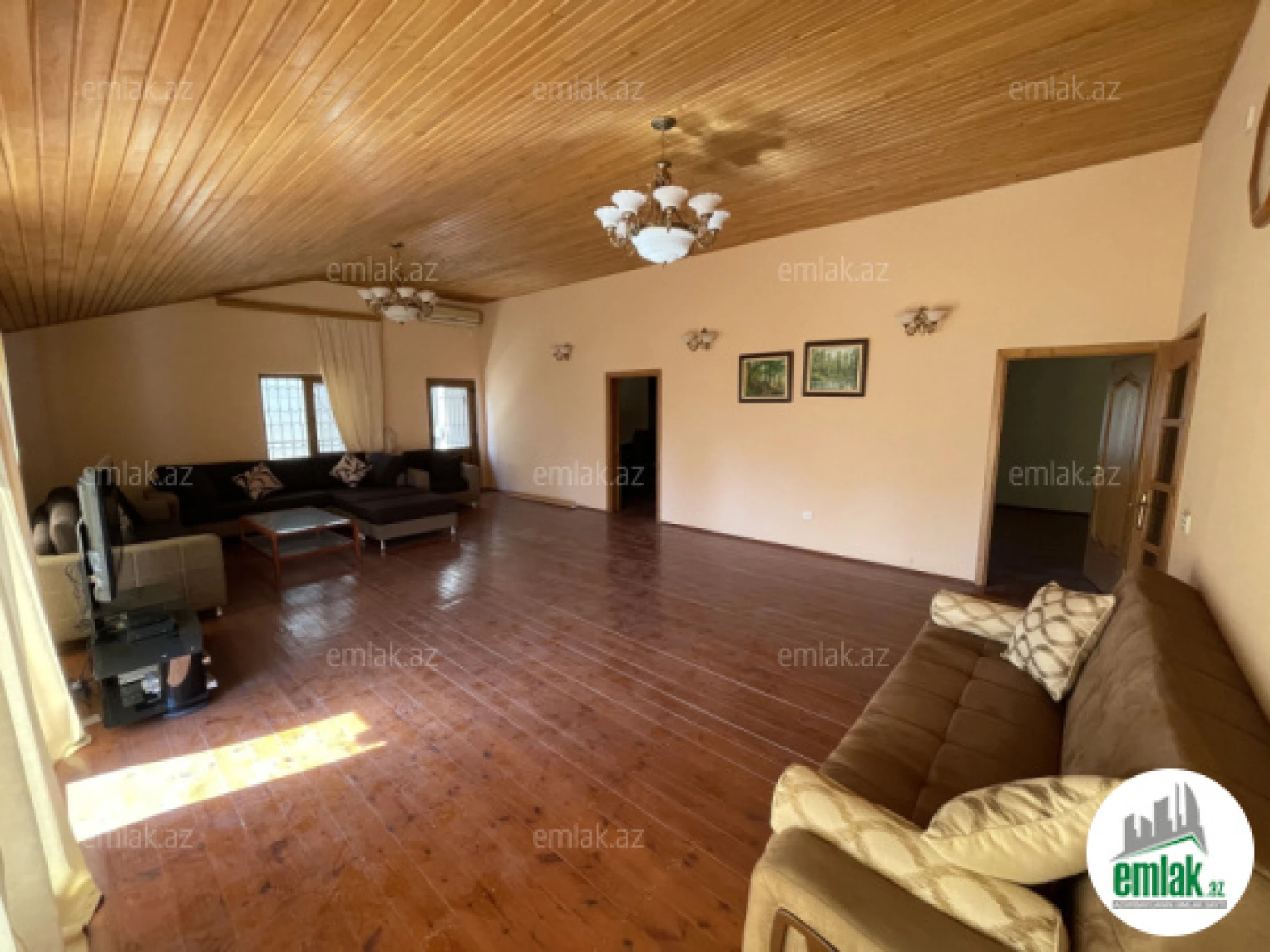 Satılır 7 otaqlı həyət evi 600 m²