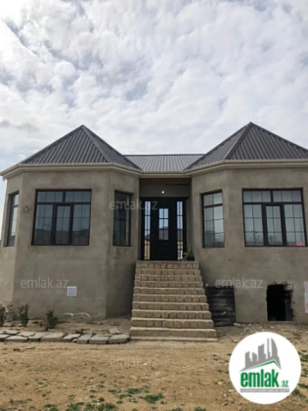 Satılır 4 otaqlı həyət evi 144 m²